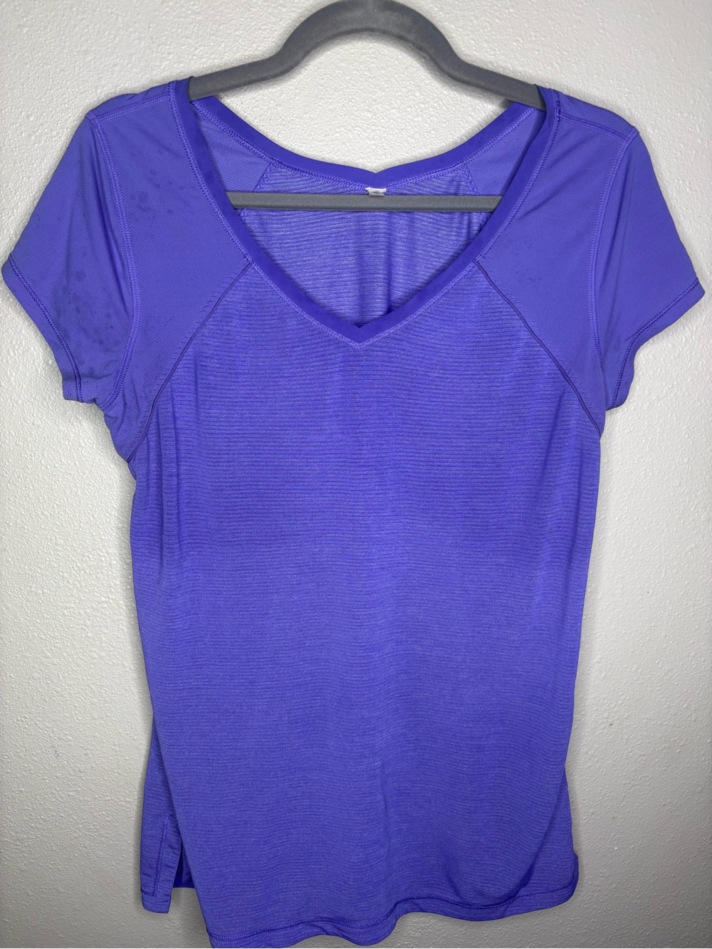 LULULEMON Tee-Shirt 💜PURPLE💜 - Picture 8 of 11
